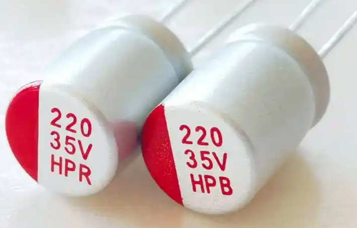 固態(tài)電容的性能特點(diǎn)有哪些？