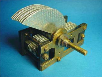 帶你認(rèn)識幾種常見電容器，了解電路板上常見電子元件